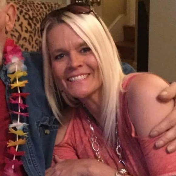 Meet your Posher, Heather - Picture 1 of 1